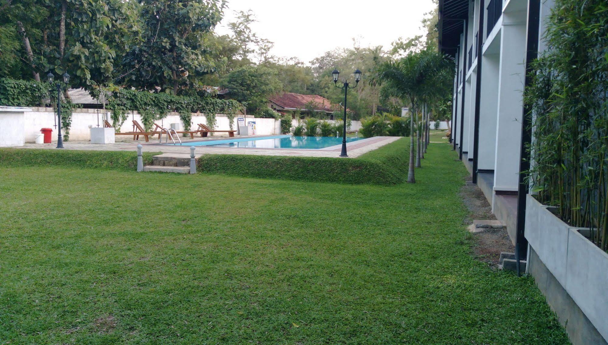 Samwill Holiday Resort Kataragama Εξωτερικό φωτογραφία